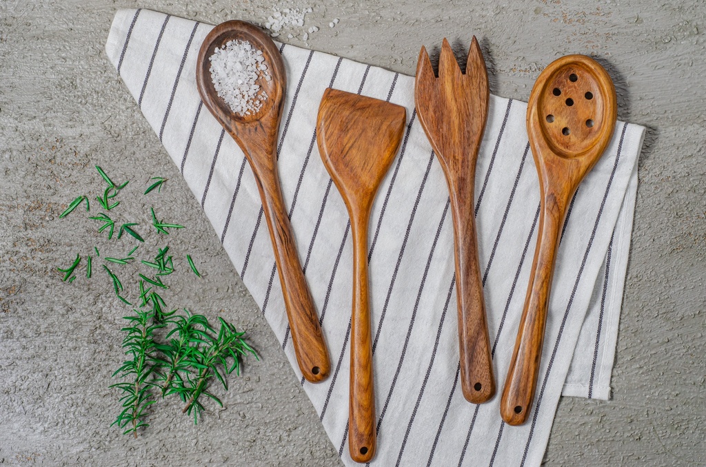 Wooden Kitchen Utensils 4 Set